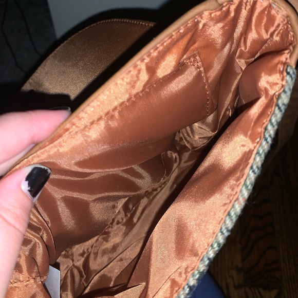 Suede Feel and Houndstooth cross body - Picture 7 of 7